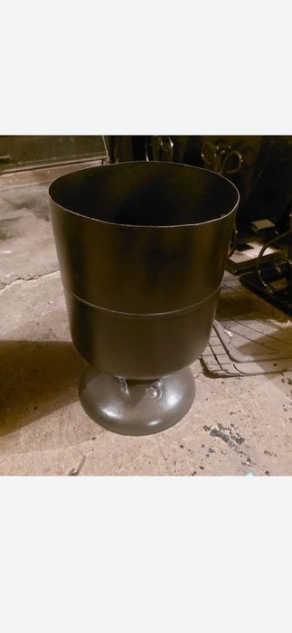 Продам урно во двор