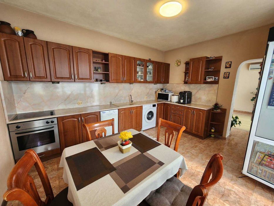 Продава се Етаж от къща в Пловдив, Въстанически - 140 кв.м за 1750 €/кв.м - Снимка #7