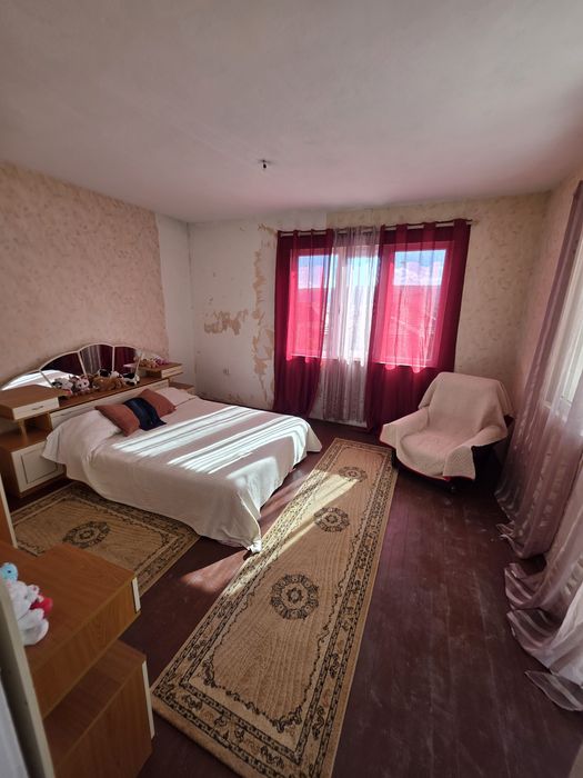 Продава се Къща в Мездра - 200 кв.м за 319 €/кв.м - Снимка #15