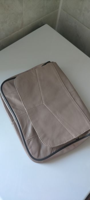 Продаются женские сумочки .