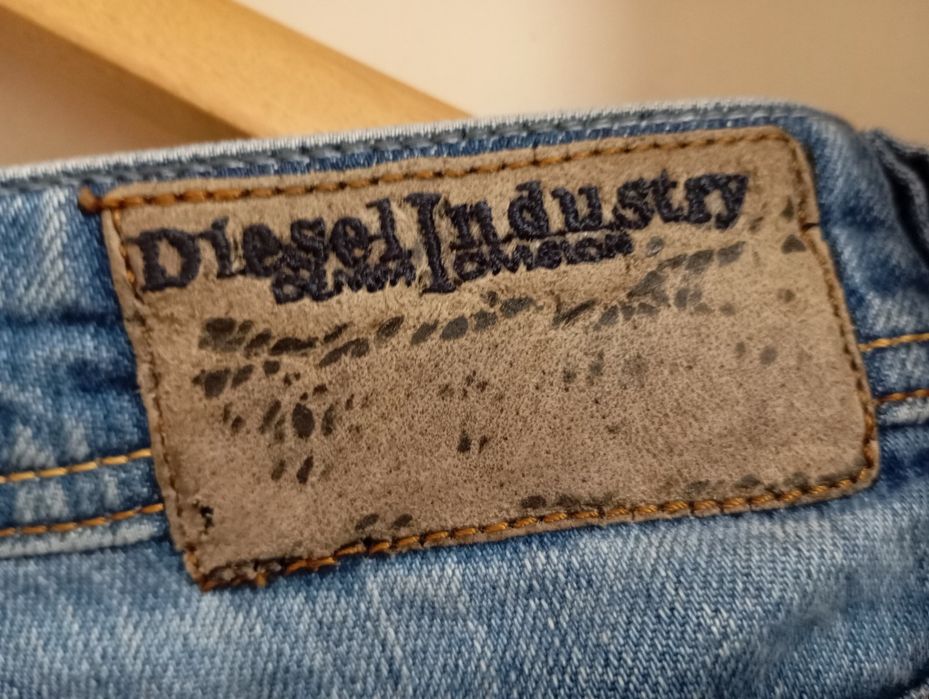 Оригинални автентични стилни дънки Diesel Larkee размер W 31 L30