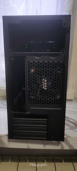 Продам небольшой корпус для ПК