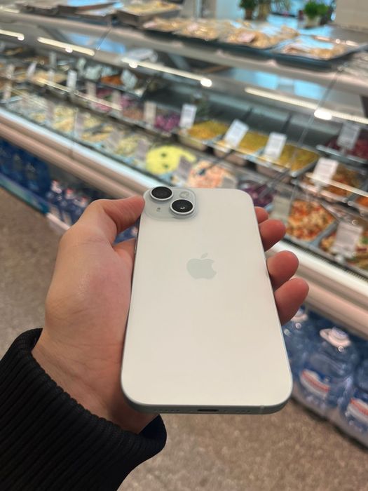 Iphone 15, 128 гб, 88 %