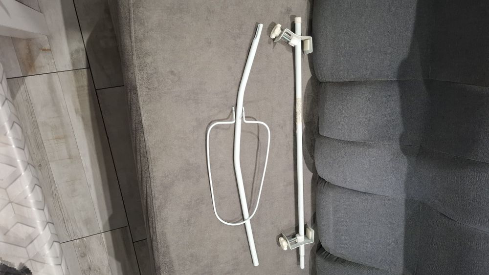 Държач за балдехин