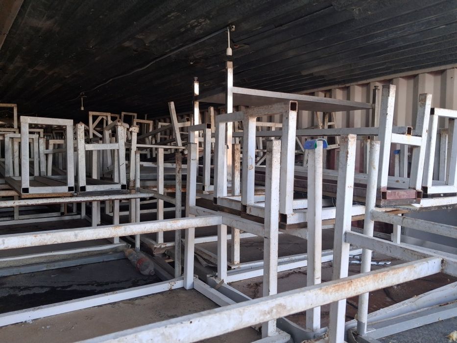 Стол стулья Продаётся