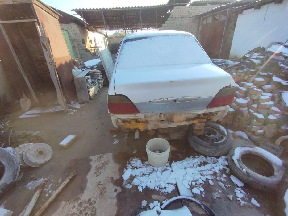 Nexia 1 zapchaslari bor