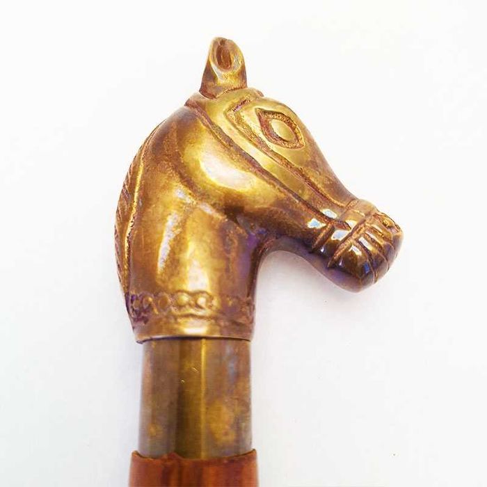 Първокласни бастуни с бронзови дръжки и тиково дърво