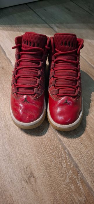 Обувки Jordan Aura 3 Max