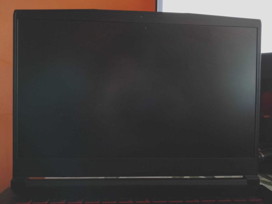 Laptop MSI GF63 12VE DEFECT!!!