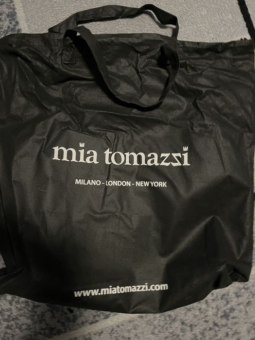 Дамска чанта Mia Tomazzi естествена кожа черен цвят