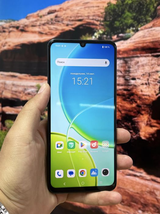 Телефон Vivo Y04