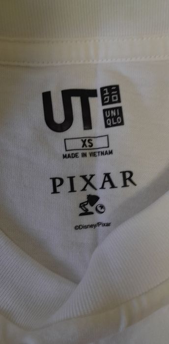 Милая женская футболка от uniqlo PIXAR