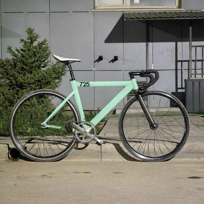 Продам фикс лидер 725