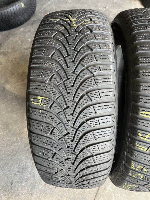 2 anvelope de iarna 205/55/16 Goodyear!