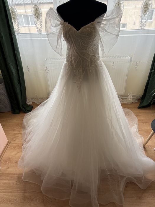 Rochie de mireasa , noua !