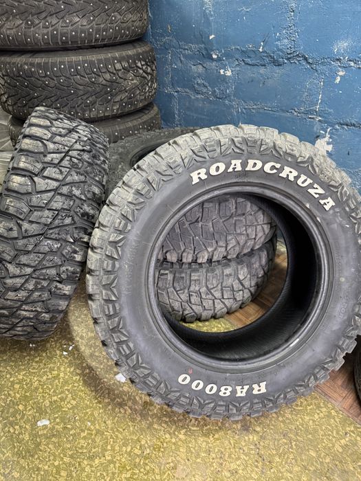 Продам шины для внедорожника