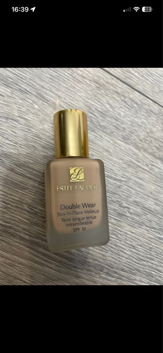 Fond de ten Estee Lauder