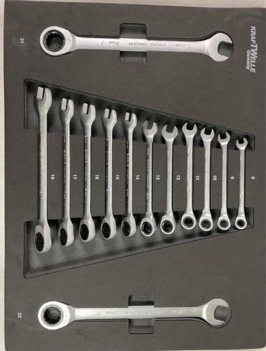 Шкаф-количка с инстроменти KraftWelle 6пълни