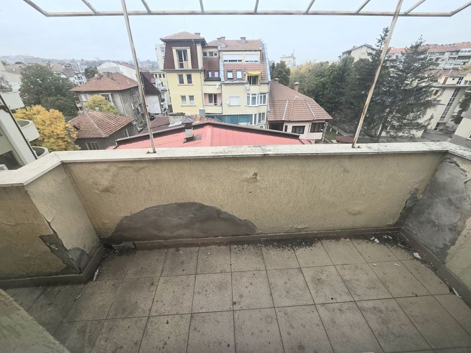 3-стаен в Плевен-Идеален център площ 110 цена 165000