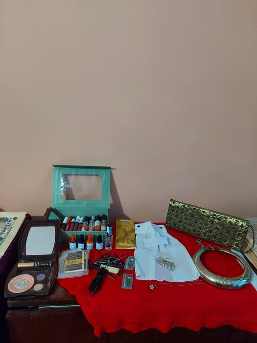 Продаю срочно  перчатки