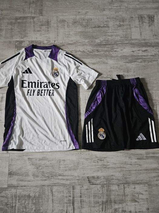 *reducere* compleuri scurte de fotbal nike/adidas