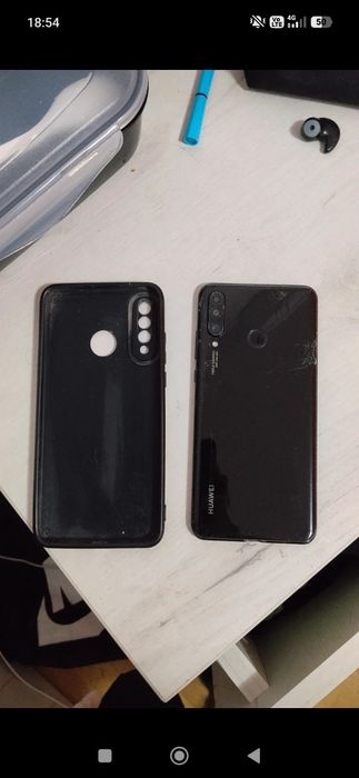 Huawei P30 lite negru 128gb puțin spart pe spate