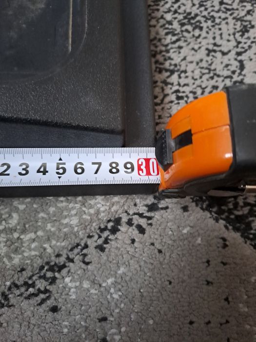 Здравей те продавам капак за аквариум