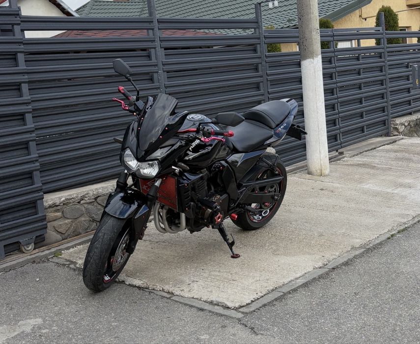 Vând kawasaki z 750  imatriculat Ro , propietar