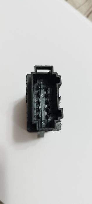 Реле за мигачи на Ауди А2