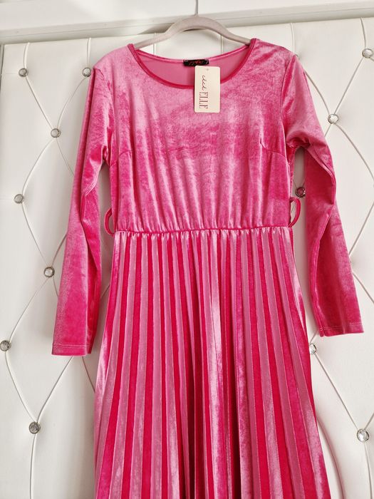 Rochie midi fucsia