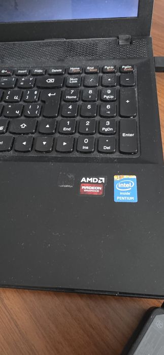 Лаптоп Lenovo G500 (15.6") – Бързо 256GB SSD / 4GB RAM / AMD Radeon