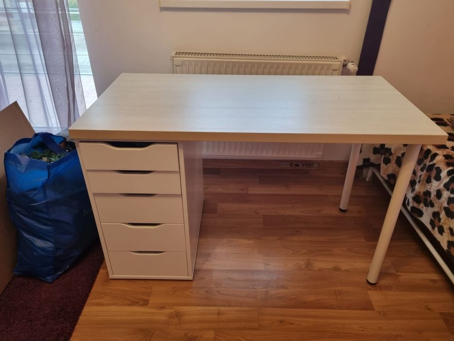 Set mobila de dormitor alba