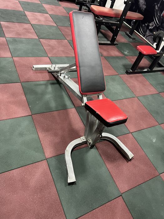 Скамья наклонная