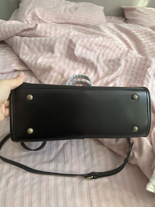 новая сумка из натуральной кожи