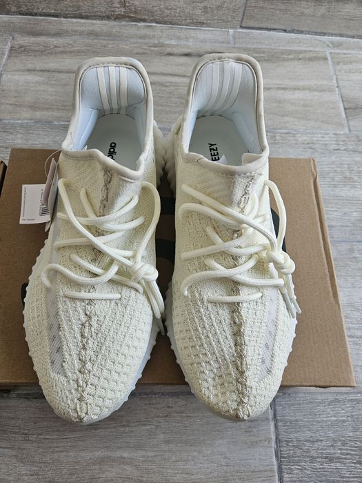 Yeezy boost 350 v2