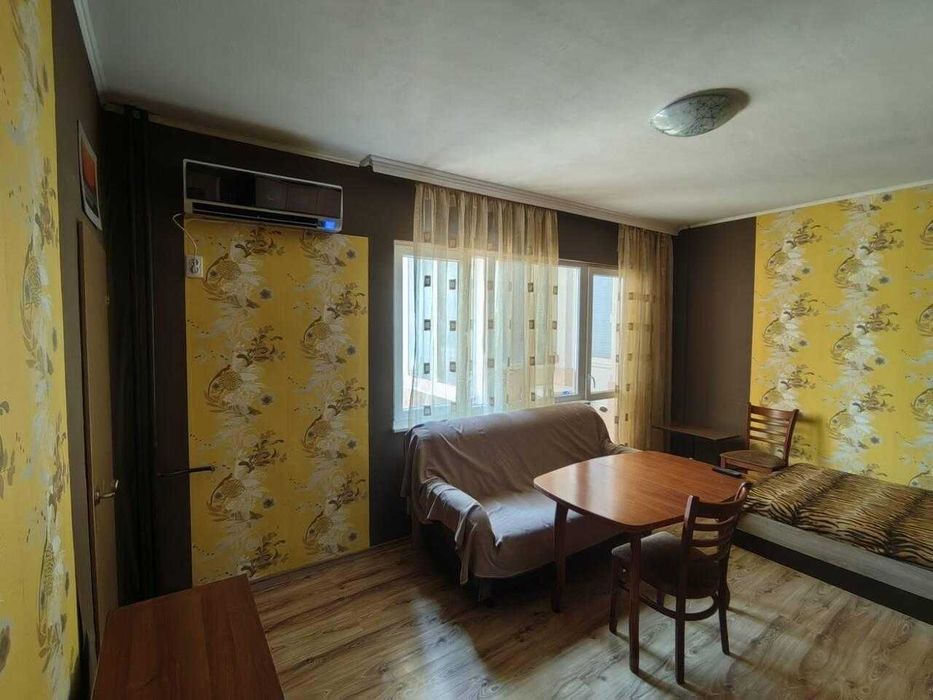 Дава се под наем Едностаен апартамент в Пловдив, Тракия - 38 кв.м за 255 € - Снимка #2