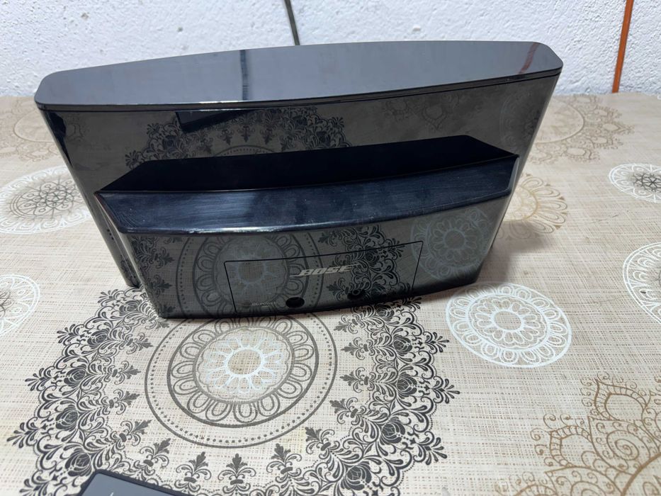 Tонколона - Bose saudDock series 3