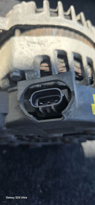 Alternator hyundai  / kia 1.7 diesel