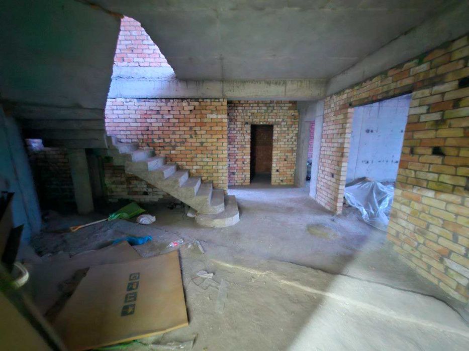 Пентхаус в Бадамзаре | 246 м² + 115 м² крыша 361 м² общий потенциал