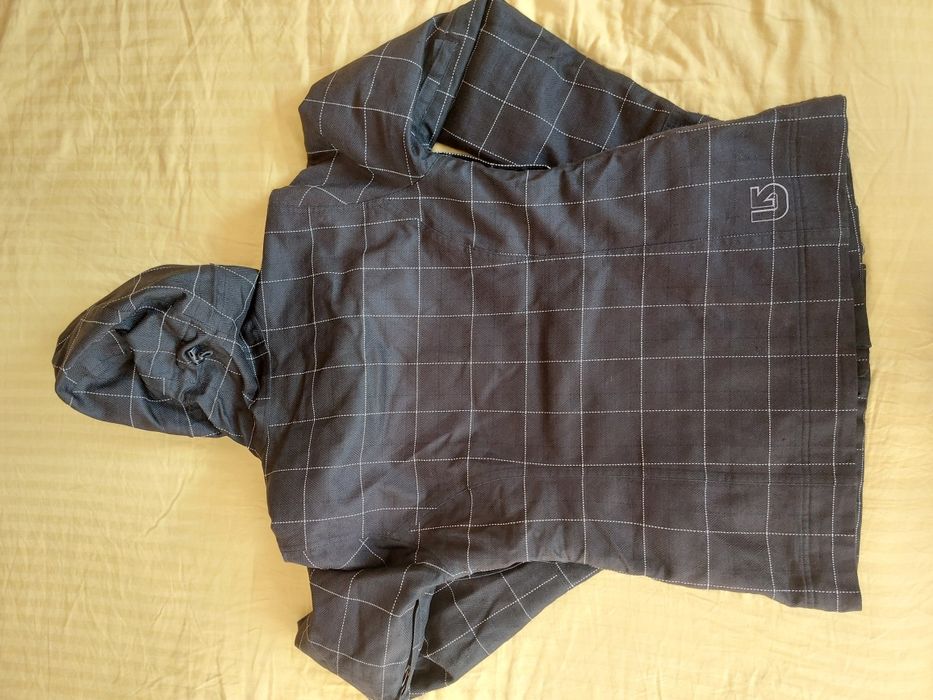 Сноуборд яке Burton dry ride  10 000мм