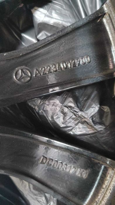 Jante originale Mercedes W223 S-Class R18 + anvelope