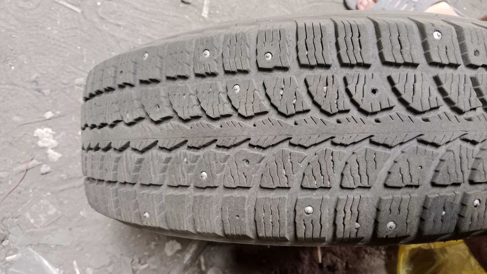 Продам резину на ваз