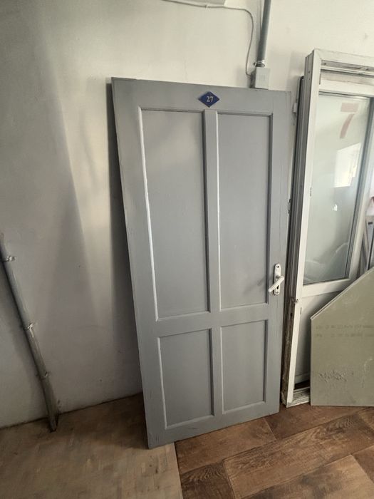 Отдам даром дверь входная