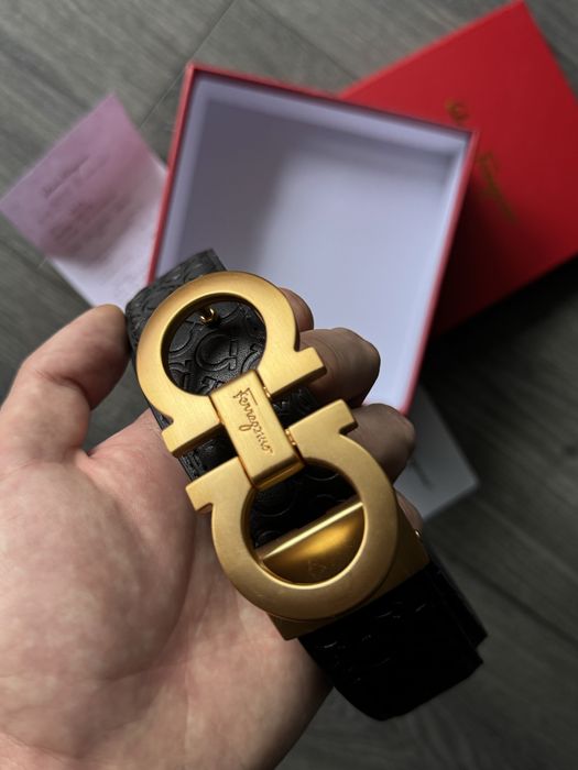 Curea Salvatore Ferragamo noua