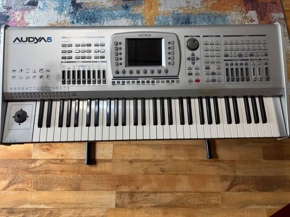 Професионален аранжор KETRON AUDYA 5