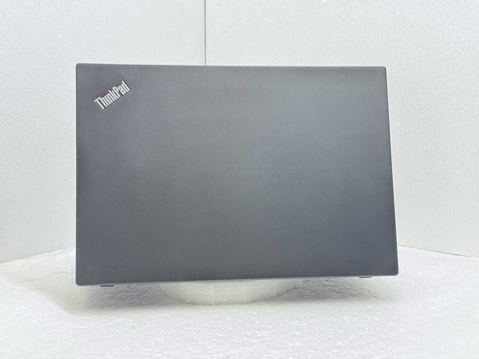 бизнес клас Lenovo ThinkPad T490s 14" i5-8265U 16GB 510GB клас А с Гаранция
