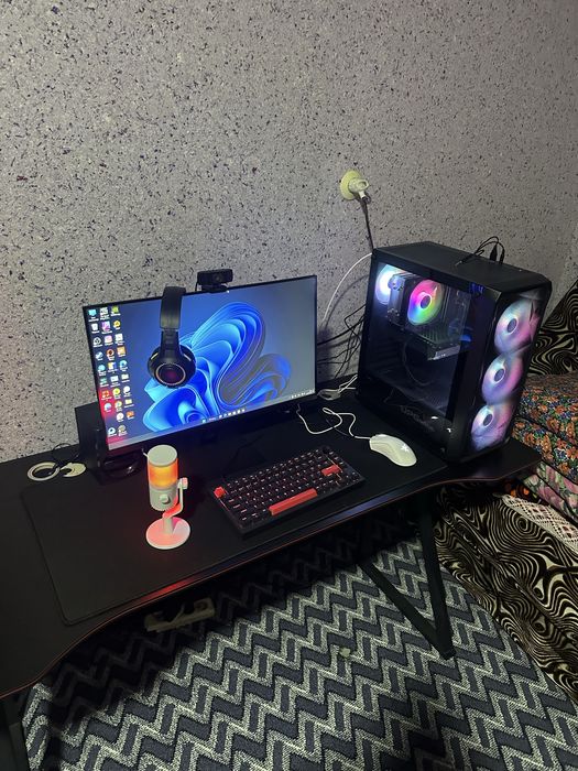 Strim qilish uchun idealni kompyuter (hamyonbop)