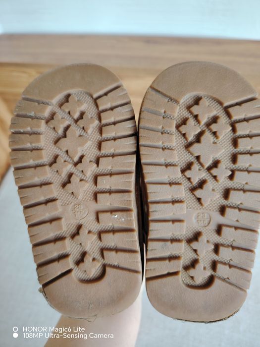 Детски боти цвят камил