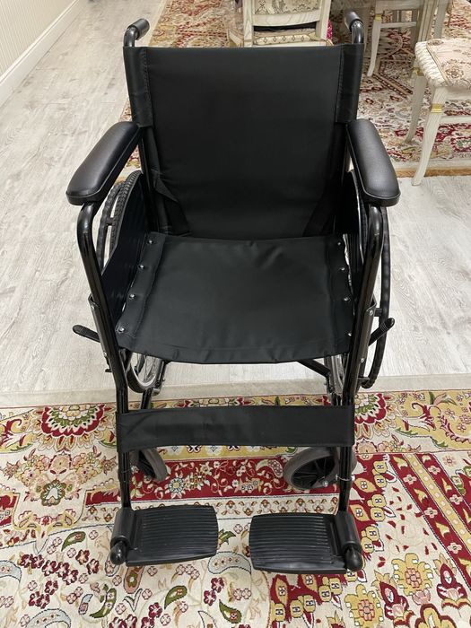 Инвалидное кресло-коляска