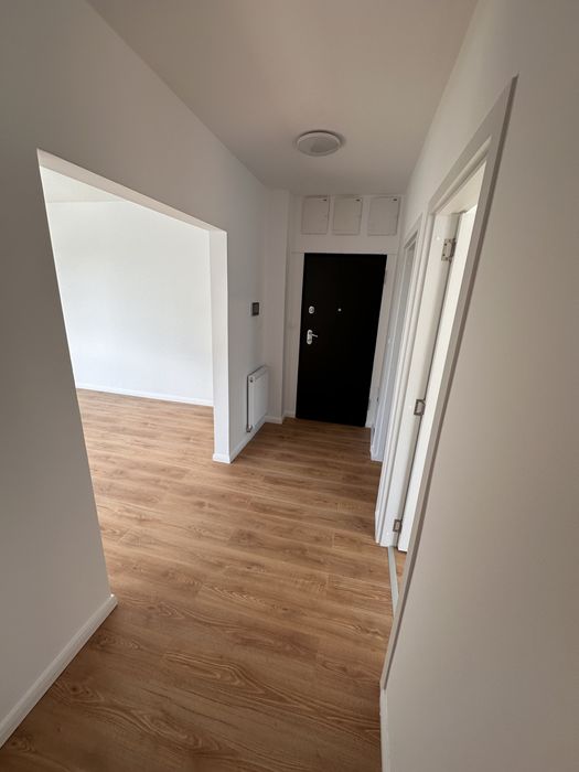 Vand apartament nou si finisat la Vivat Residence